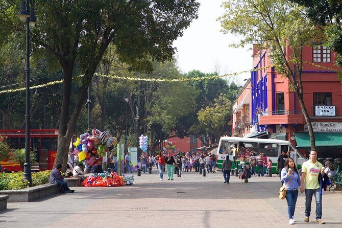 CU-Coyoacán and Xochimilco; Enjoy the Southern Colors of the CDMX - Authentic Experiences and Realistic Expectations