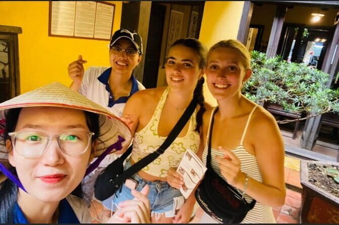 Cultural Exchange with Student Guides - Authenticity, Value, and Travel Tips