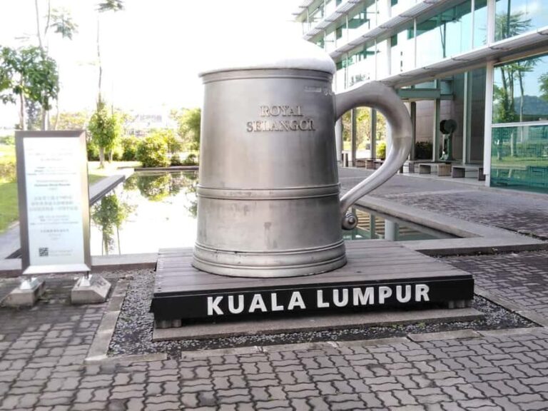 Cultural Malaysia: Batu Caves, Batik and Pewter Luxury Tour - Why This Tour Works for Travelers