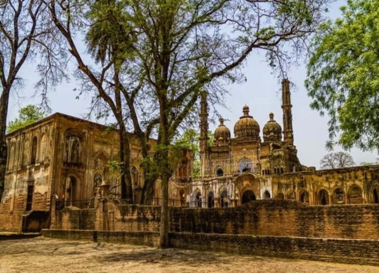 Cultural Walking Tour of Lucknow with Local Snacks - Itinerary Highlights and What to Expect