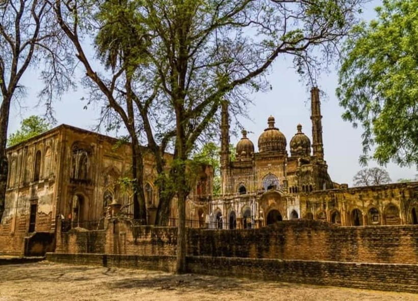 Cultural Walking Tour of Lucknow with Local Snacks - Itinerary Highlights and What to Expect