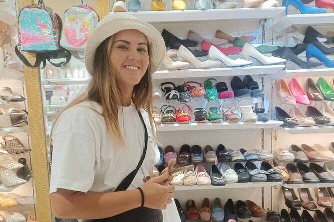 Customized Half Day or Full Day Delhi Shopping Tour with Female Consultant - The Sum Up