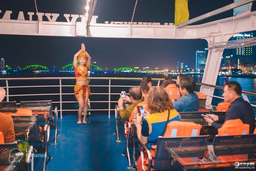 Da Nang: Scenic Han River Night Cruise On My Xuan Cruise. - Key Points