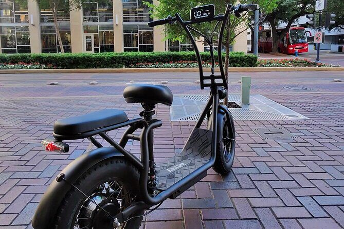 Dallas U2 Pro SELF GUIDED Tour - Who Will Love This Tour?