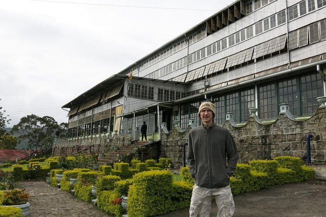 Day Excursion to Lipton Seat & Dambatenne Tea Factory from Ella - FAQ