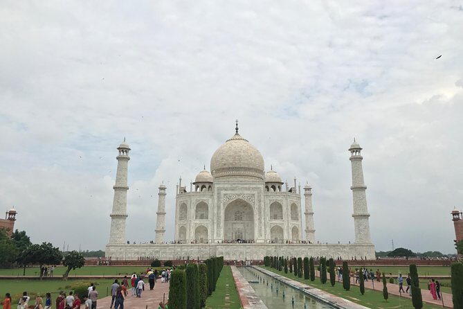 Day Tour Of Taj Mahal And Fatehpur Sikri From Jaipur - The Sum Up