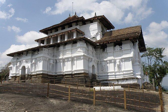 Day Tour to Polannaruwa from Kandy by Lux Tours Lanka - Why This Tour Offers Real Value