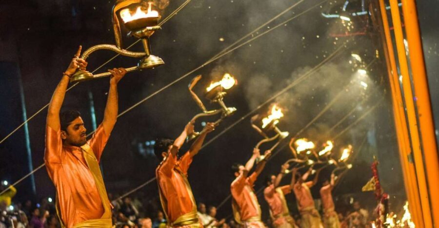 Day Tour to Sarnath with Boating & Ganga Aarti - FAQs