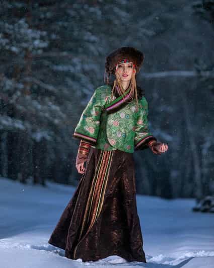 Day tour with Traditional clothes and photographer - The Practicalities