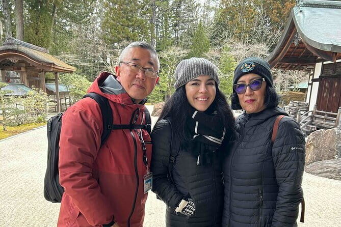 Day Trip Sacred Sites at Koyasan from Osaka - The Value of Guided Expertise