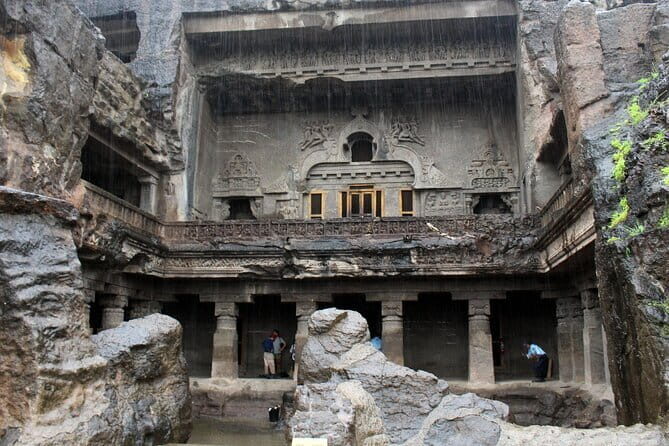 Day Trip to Ellora Caves & Daulatabad Fort (Guided Tour by Car from Aurangabad) - Why This Tour Offers Good Value