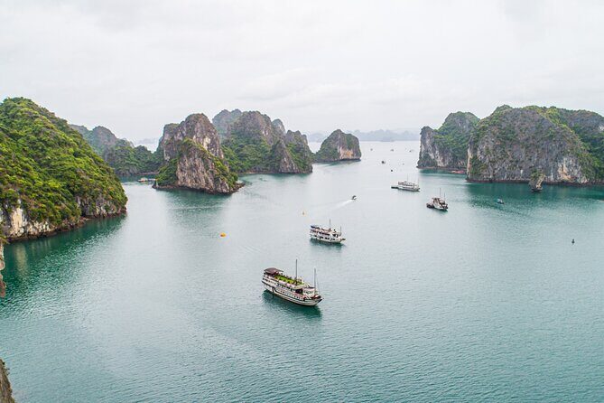 Day trip to Halong Bay from Hanoi - In-Depth Review of the Halong Bay Day Trip