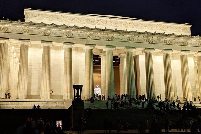 DC Monuments and Memorials Night Tour, Glass Top Upgrade Option - An In-Depth Look at the DC Night Tour Experience
