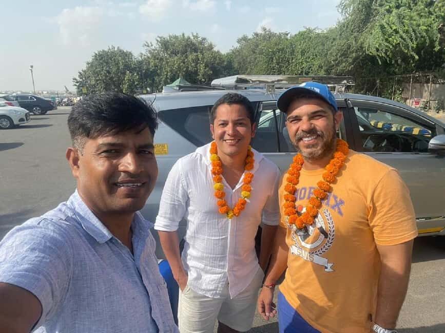 Delhi: 3-Day Private Golden Triangle Experience with Hotel - Day 1: Arrival and Delhi’s Sights