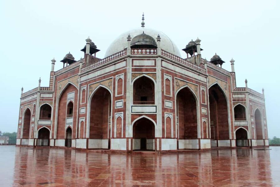 Delhi: Guided Tour of Top Sites with Private Car & Meal - Why We Think This Tour Offers Good Value