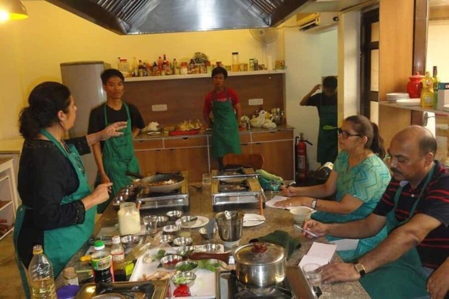 Delhi: Luxury Indian Cooking Class with Market Tour - The Cooking Class: From Grain to Plate