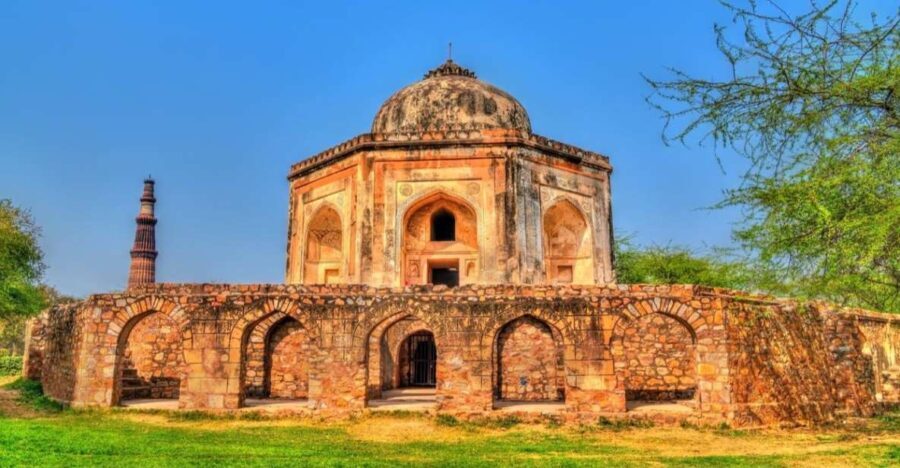 Delhi: Mehrauli with Some Prominent Sites Walk Tours - The Sum Up