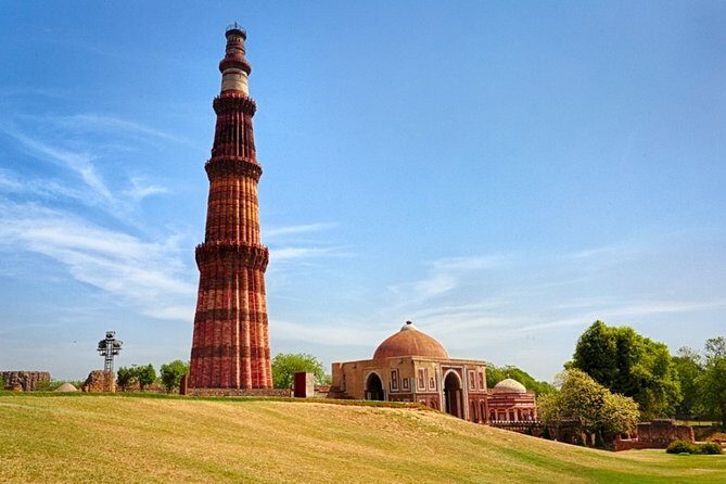 Delhi: Old and New Delhi City Private Guided Day Trip - Authentic Experiences and Local Insights