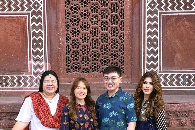 Delhi: Old and New Delhi Private One Day Tour - Monuments of Modern India: Humayun’s Tomb and India Gate