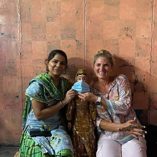 Delhi: Street Performers Walk Local Tour - Who Should Consider This Tour?