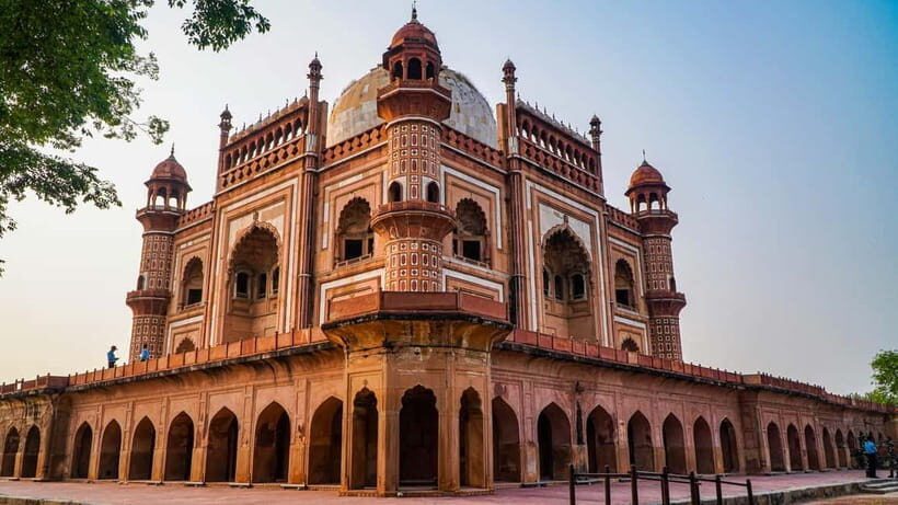 Delhi Uncovered: Half-Day Tour with Tickets & Transport - The Sum Up: Who is This Tour Perfect For?