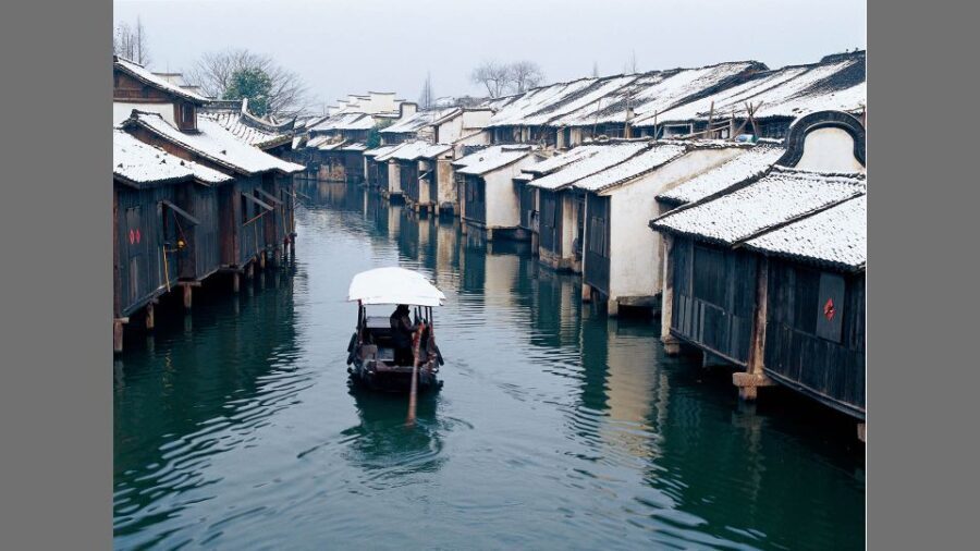 Delve into Wuzhen Water Town: Private Tour from Shanghai - Authenticity and Value