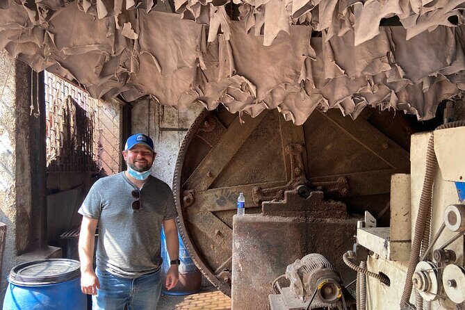 Dharavi Slum tour in Mumbai by local resident - A Detailed Look at the Dharavi Slum Tour Experience