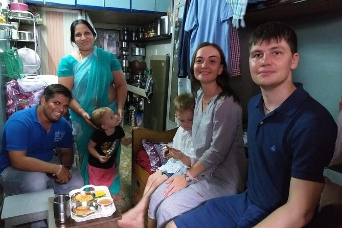 Dharavi Slum Tour - A Closer Look at the Dharavi Slum Tour