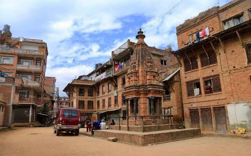 Dhulikhel to Namobuddha Day Hike with Lunch  Private/Group - Who Should Book This Tour?