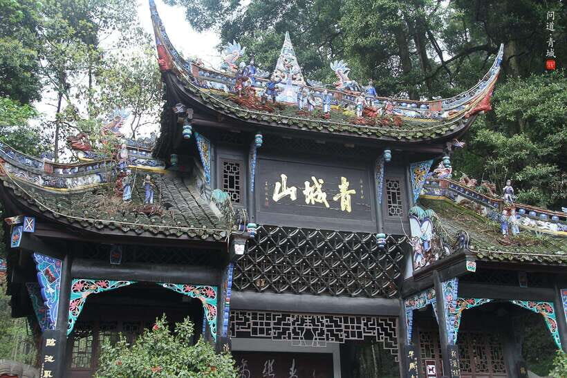 Dujiangyan: Irrigation System & Qingcheng Mountain Day Tour - The Itinerary: A Well-Structured Dive into History and Nature