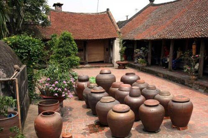 Duong Lam Ancient Village Private Tour: Ancient Vestage, Fortress - FAQs