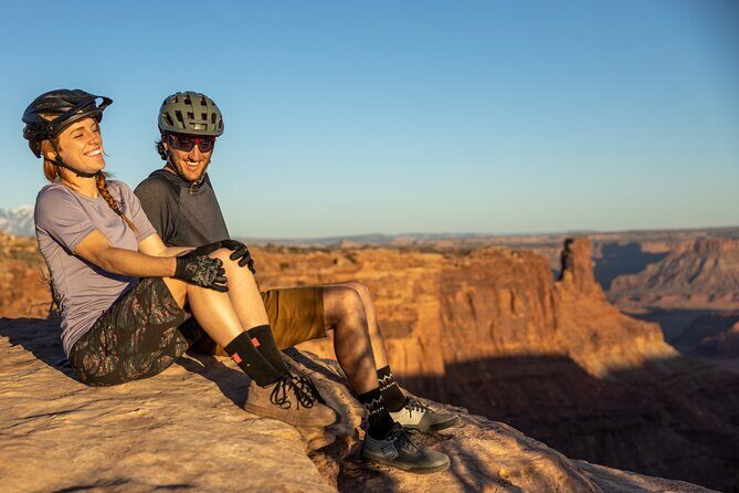 E-BIKE Sunset - Dead Horse Point E-bike Mountain Bike Tour - An In-Depth Look at the Dead Horse Point E-bike Sunset Tour