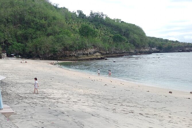 East and West Nusa Penida Best Photo Spot Private Guided Tour - Frequently Asked Questions