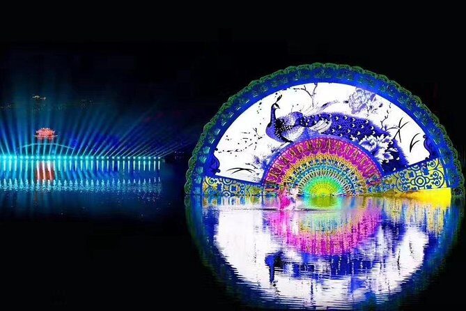 Enduring Memories of Hangzhou West Lake Show VIP Ticket with Authentic Dinner - Who Should Consider This Tour?