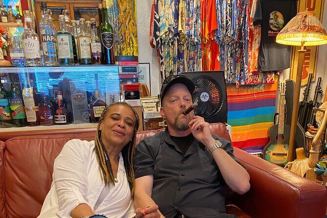 Enjoy Sunset with a Fine Cigar in Hawi - A Closer Look at the Experience