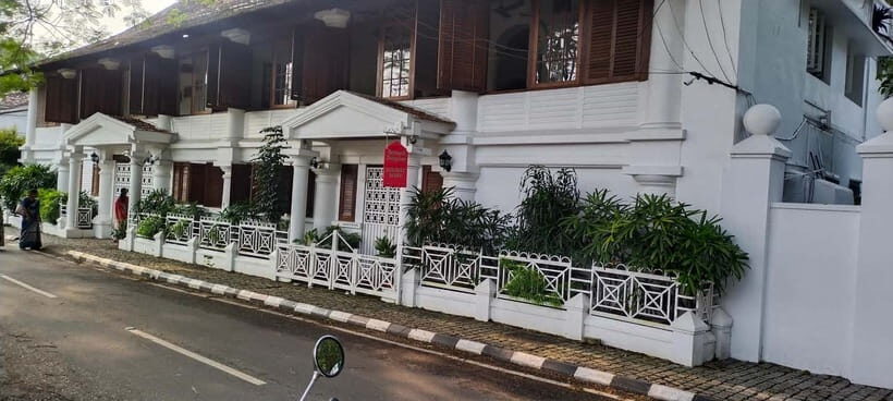 Essentials Of Cochin Heritage European, Jewish, and More - Transport and Guide Quality: Comfort and Expertise