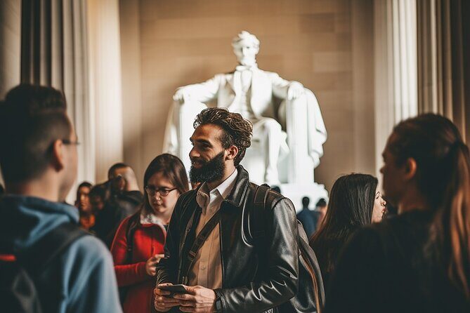 Evening Guided Tour of Washington DC's Most Inspiring Memorials - What Travelers Should Know