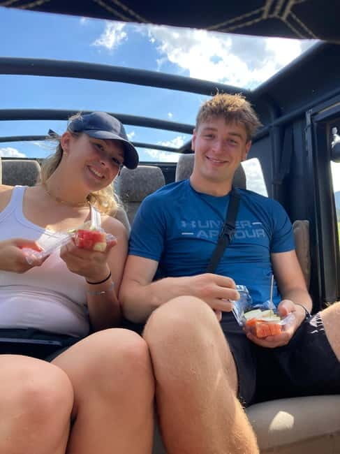 Evening Safari at Minneriya National park with Hotel Pickup - Key Points