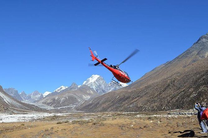 Everest Base Camp Helicopter Tour landing at Hotel Everest View - What Could Be Better