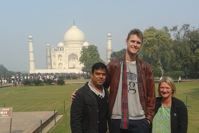 Exclusive Full-Day Tour of Taj Mahal and Agra Fort Agra City - Transportation and Guides: Why They Matter
