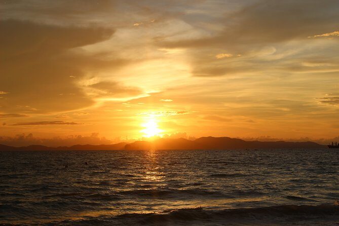 Exclusive Small Group Phi Phi Islands Sunrise or Day Trip - Who Is This Tour Best For?