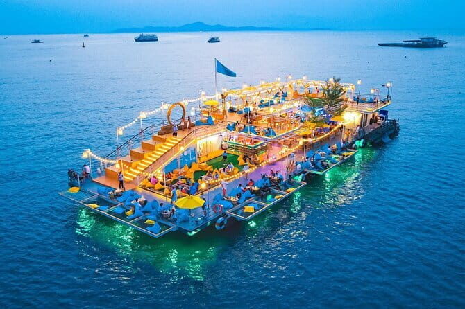 Exclusive Squid Fishing on Chic Floating Café from Pattaya - Who Is This Tour Best For?