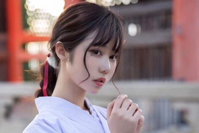 Experience a different cross-dressing experience in Kyoto, Osaka, Miko Kimono - A closer look at the Miko Kimono Experience in Kyoto