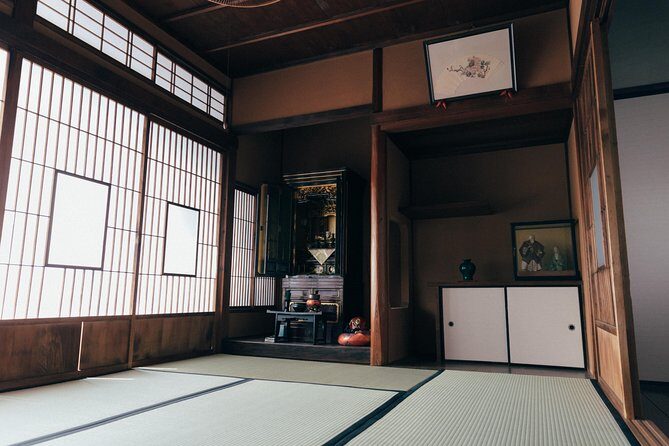 Experience Japanese calligraphy & tea ceremony at a traditional house in Nagoya - Who Should Consider This Tour?