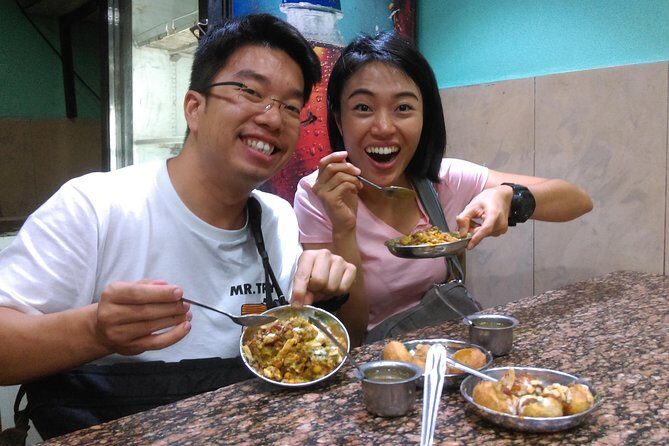 Experience Varanasi Tour: 2 Days Private Guided Tour - Day 1: From Hidden Markets to Silk Weaving