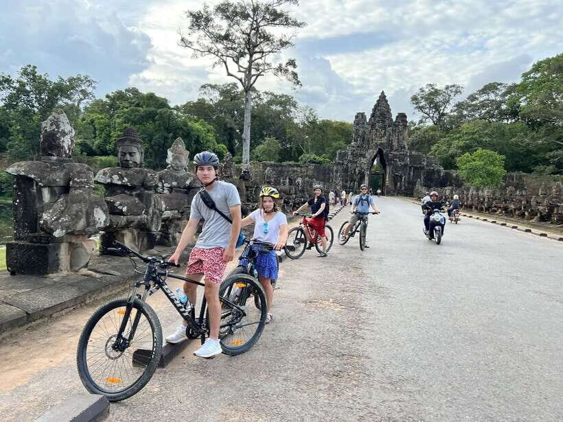 Explore Angkor Wat by Bike and Sunset - What Makes This Tour Stand Out?