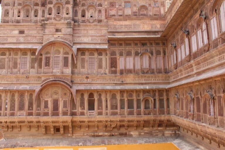 Explore Chittor Fort & Pushkar With Jaipur Drop from Udaipur - Chittorgarh Fort: The Heart of Mewar’s Heroic Past