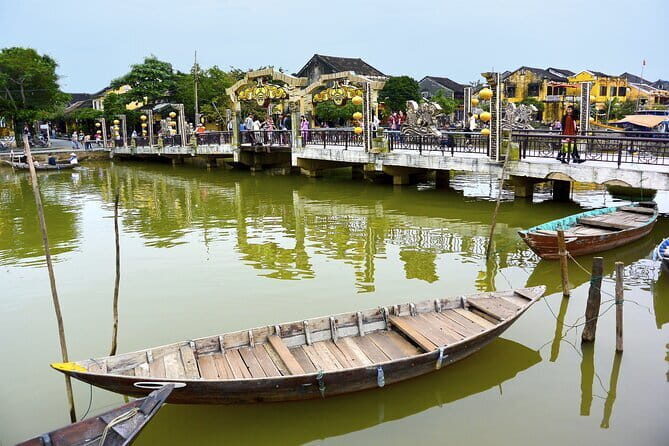 Explore Hoi An Ancient Town and Coconut Village with Dinner - FAQ
