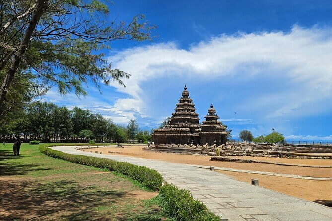 Explore Mahabalipuram & Kanchipuram: A Day Trip from Chennai! - FAQs