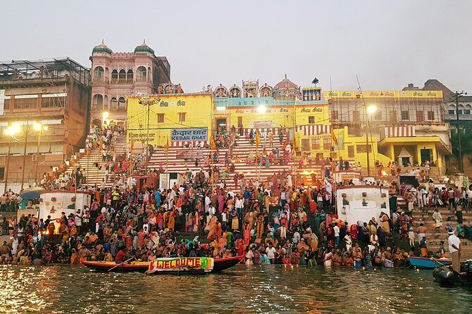 Explore the Highlights of Varanasi - A Closer Look at the Tour Experience